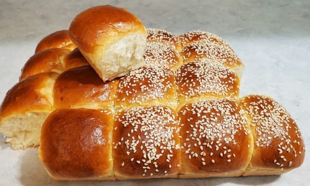 Receta Fácil para Hacer los Mejores Bollos de Leche de la Cocina